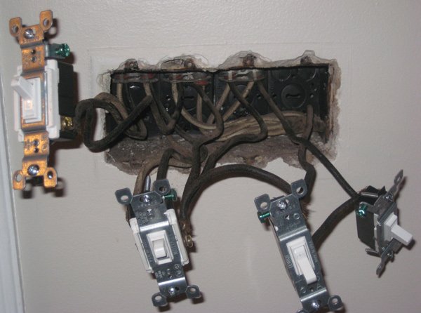 Residential Electricians - 3-Way Switch Upgrade